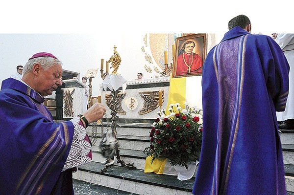  Miłosierny Samarytanin z przypowieści Pana Jezusa był dla uczestników konferencji przykładem bezinteresownej pomocy niesionej potrzebującemu