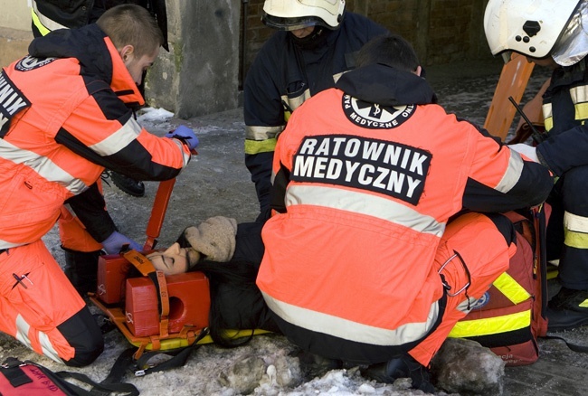 Ćwiczenia strażackie w Karlinie