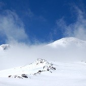 Znaleziono ciało alpinisty z Polski zaginionego na Elbrusie