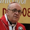Trybunał badający zbrodnie junty broni papieża