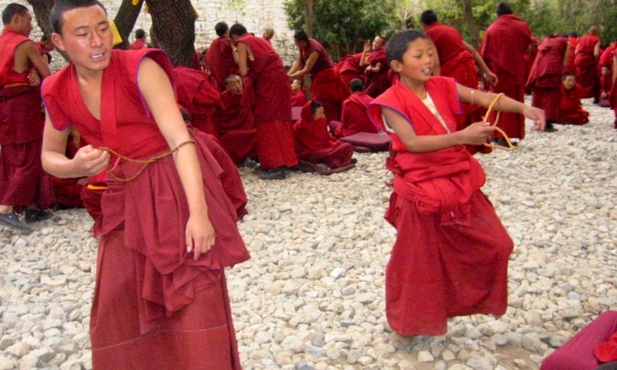 Birma: apel do liderów religijnych o walkę z przemocą