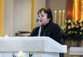 Świadectwo pani Beaty poprzedziło Eucharystię sprawowaną przez bp. Andrzeja Czaję w kościele Świętych Apostołów Piotra i Pawła w Opolu