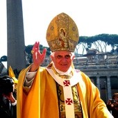Osiem lat temu konklawe wybrało Benedykta XVI
