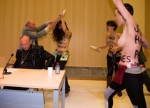 Femen zaatakował prymasa Belgii