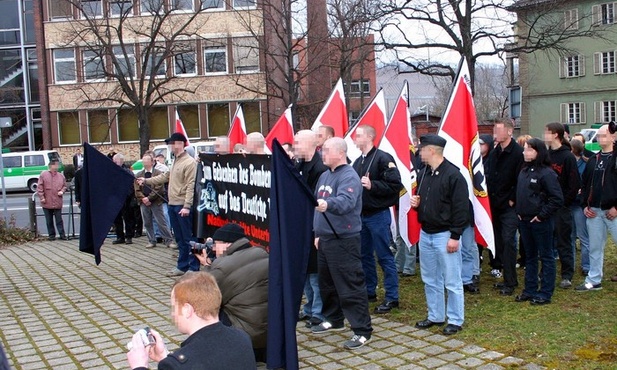Niemcy: Nie będzie delegalizacji neonazistów