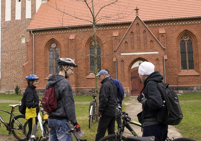 Rajd szlakiem zabytków sakralnych