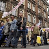 Manifestacja bezdomnych i wykluczonych