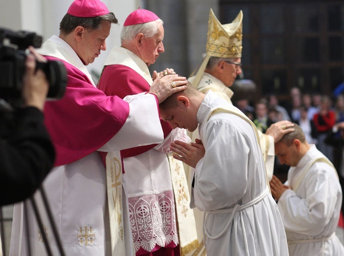 Bp Józef Kupny w dniu ogłoszenia nominacji