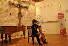 Gościem pierwszego koncertu była rosyjska wiolonczelistka Elena Andreyev