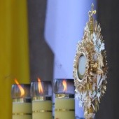Tłumy na procesji Bożego Ciała w Mińsku
