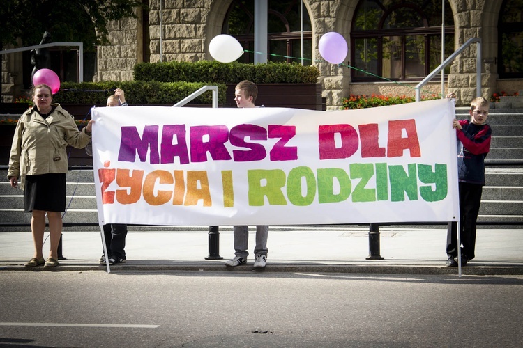 Marsz dla Życia i Rodziny w Olsztynie 2013