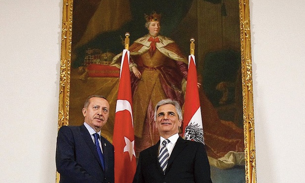 Turecki premier i austriacki kanclerz. Turcja chce być silna nie tylko na Bliskim Wschodzie. Nie kryje swoich aspiracji prozachodnich