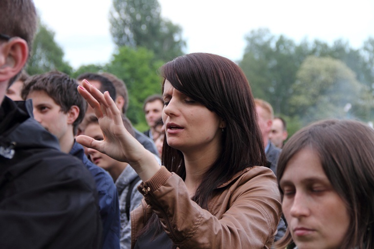 Koncert "Bądź jak Jezus" 2013 cz. 2