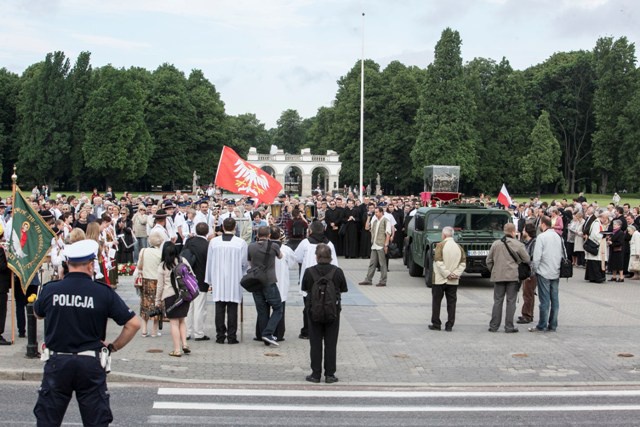 Procesja jak 75 lat temu