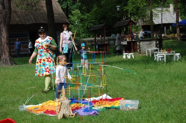 Cukierkowe róże na Dzień Dziecka