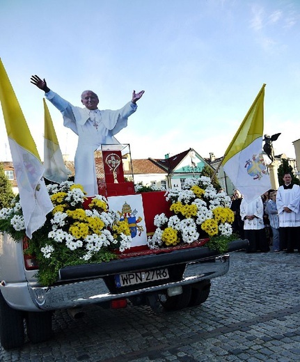 Relikwie bł. Jana Pawła II w Płońsku