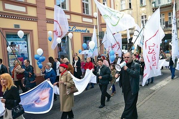  W kwietniu 2013 r. w Świebodzinie odbył się po raz pierwszy Marsz dla Życia. Przygotowali go młodzież i dorośli pod czujnym okiem i głosem wikariusza z sanktuarium 