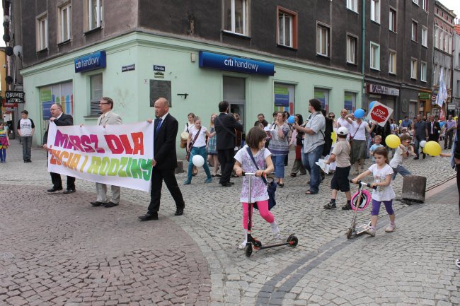 Marsz za życiem i rodziną w Bytomiu