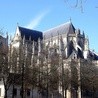 Zdemolowano katedrę w Nantes