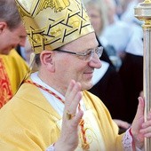 Kardynał Angelo Amato ogłosił w imieniu papieża Franciszka, że matka Zofia oraz matka Małgorzata (założycielka serafitek) mogą odbierać w Kościele publiczną cześć