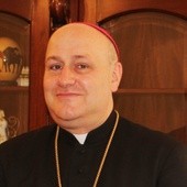 Bp Piotr Greger zachęca do udziału w Święcie Życia