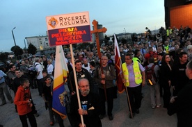 Pielgrzymka wyrusza tradycyjnie po Apelu Jasnogórskim spod kościoła MB Częstochowskiej na radomskim Kapturze