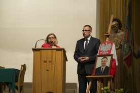 Alicja Adwent, wdowa po śp. Filipie Adwencie i poseł Maciej Małecki