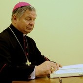 Bp Henryk Tomasik