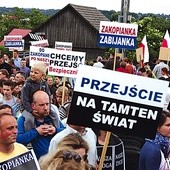  Mieszkańcy Mogilan chętnie i licznie biorą udział w kolejnych manifestacjach. 2 czerwca zapowiedzieli, że na kolejny protest też przyjdą