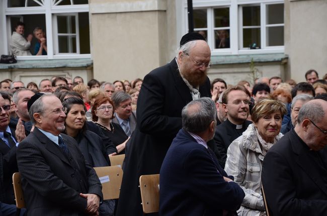 Kiko Argüello doktorem honoris causa KUL