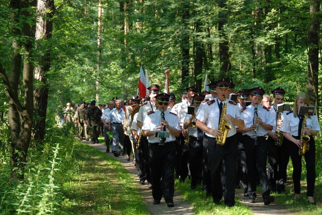 Pamięci pomordowanych w Borze Kunowskim