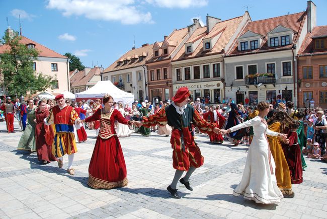 Inscenizacje z dworskiego życia