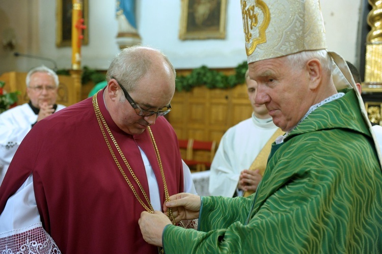 Poświęcenie i obłóczyny w Wierzbnej