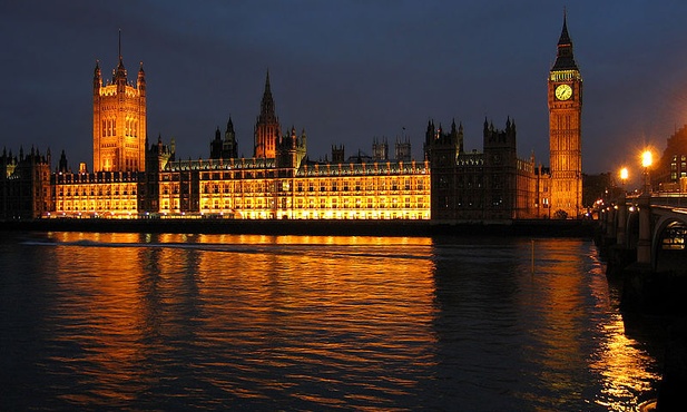 Izba Lordów przyjęła ustawę o "małżeństwach" jednopłciowych