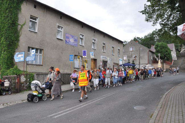 Pielgrzymi na Górze św. Anny