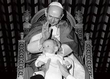 Paweł VI, idąc pod prąd tendencjom świata, w „Humanae vitae” okazał się prorokiem. Jego geniusz przyćmiła jednak bezlitosna fala krytyki, także wewnątrz Kościoła katolickiego 