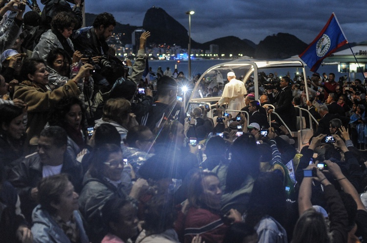 Rio 2013 - papież na Copacabana