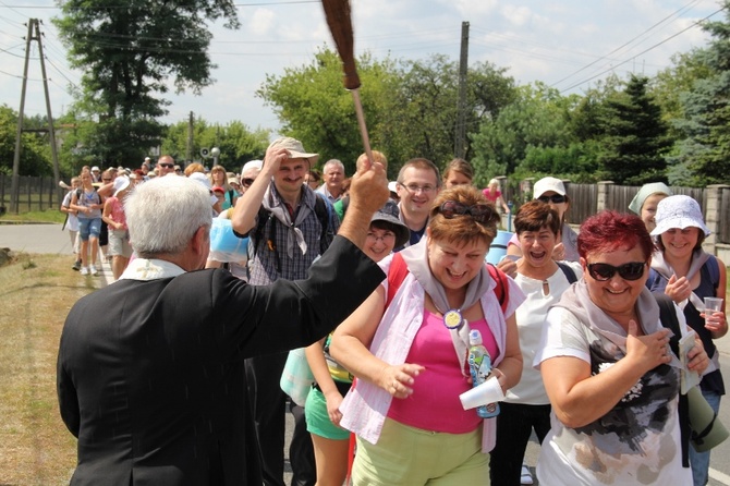 68. Pielgrzymka Rybnicka - dzień 1. - Kamień, Książenice