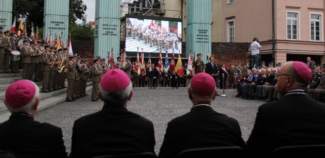 Obchody na pl. Krasińskich 