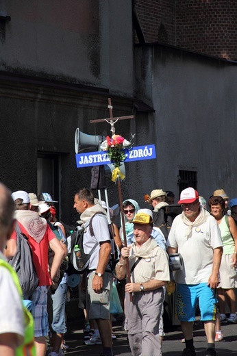 68. Pielgrzymka Rybnicka - dzień 3. - postój w Miasteczku Śl. 