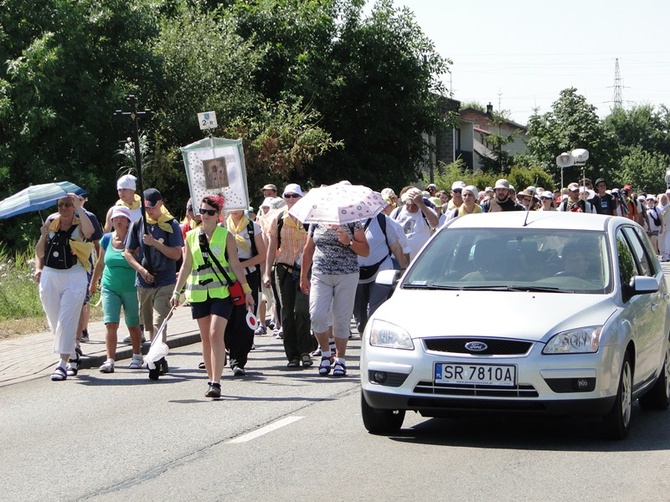 68. Pielgrzymka Rybnicka - dzień 4. - droga do Stradomia