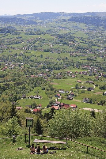 Panorama Limanowej z tarasu widokowego