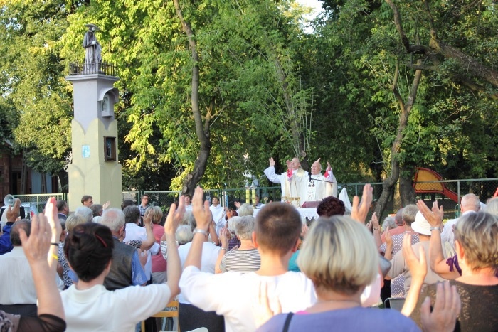 Msza św. przy kapliczce św. Rocha