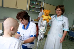 W Polsce pokutuje przekonanie, że chorego trzeba głodzić, bo raka najlepiej jest zagłodzić