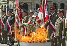 Uroczystość była hołdem złożonym obrońcom ojczyzny i lekcją historii dla młodszego pokolenia Polaków