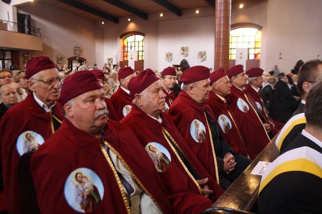 Wielkie świętowanie zainaugurowała Msza św. 