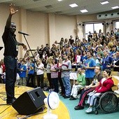 Tak przed rokiem uczestnicy warsztatów gospel ćwiczyli pod okiem Wayna Ellingtona