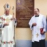  Biskup Ignacy wręczył dobrodziejom parafii Pierścienie św. Stanisława