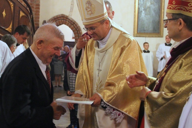 Odznaczenia dla świeckich