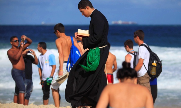Lektura Pisma Świętego na Copacabanie?